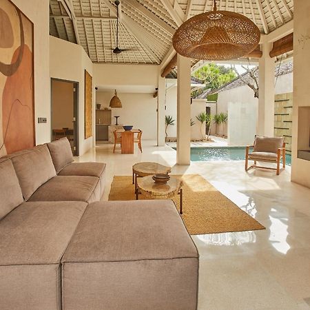 Ahimsa Beach Villa Jimbaran  Luaran gambar